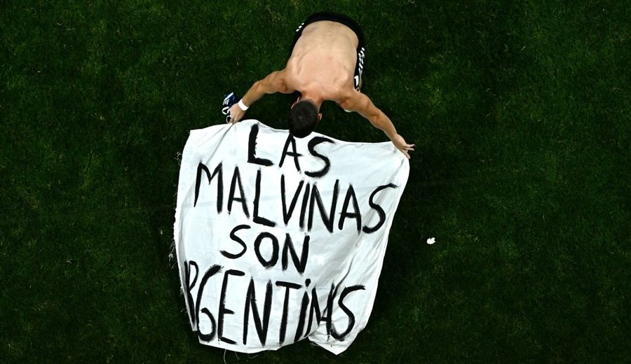 De trapos, pibes y dioses.