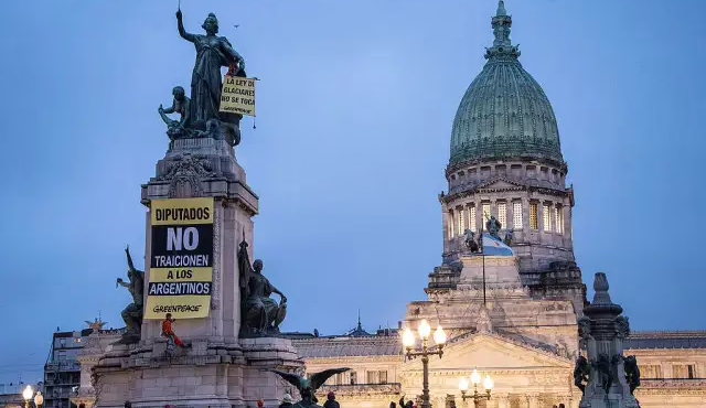 Reforma de la ley de glaciares: ley 26.639